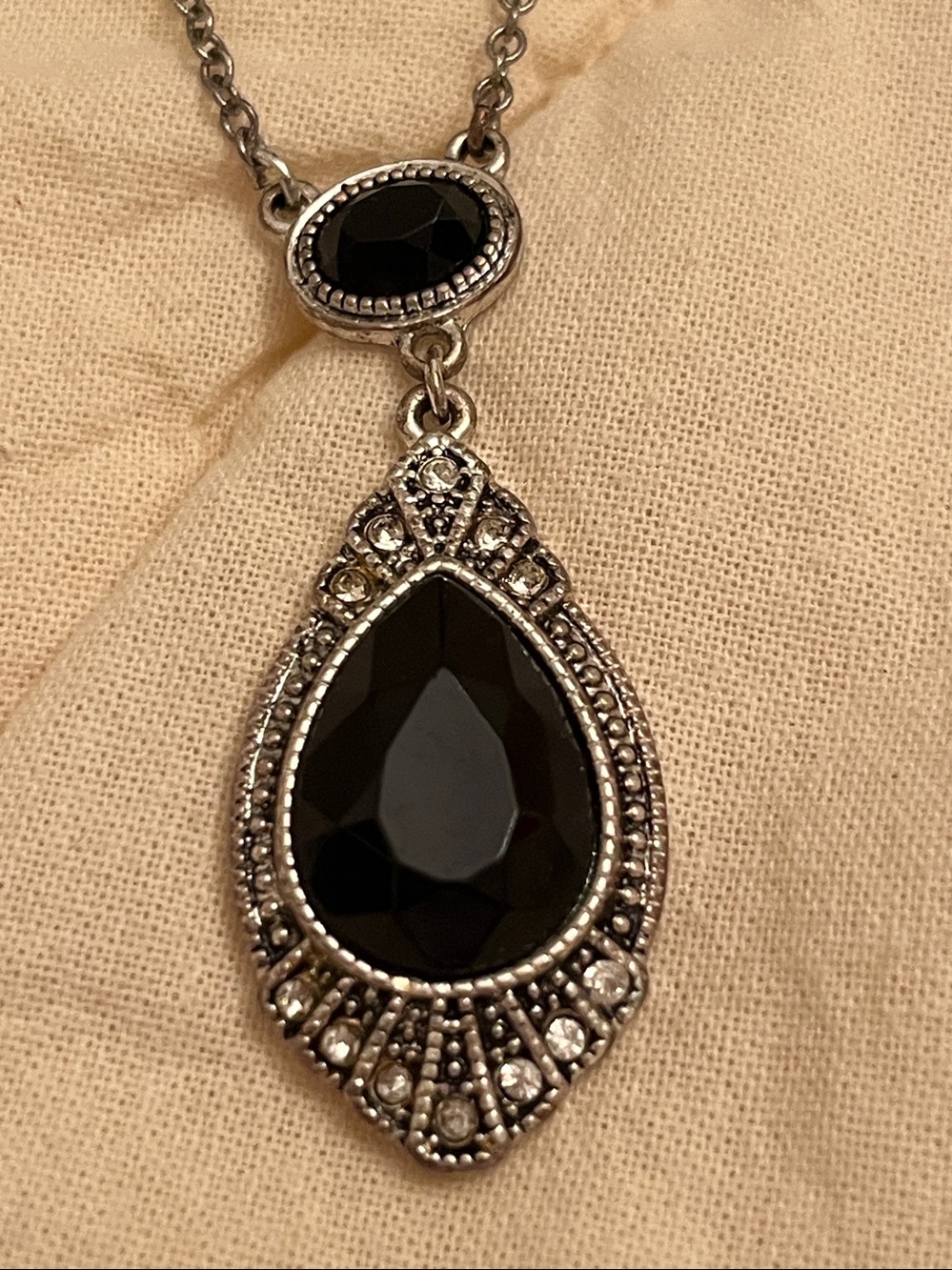 Vintage Sterling-Style Black Teardrop Pendant Necklace - Stamped NRT